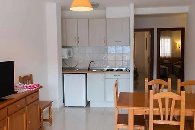 Ferienwohnung mit Balkon und Pool