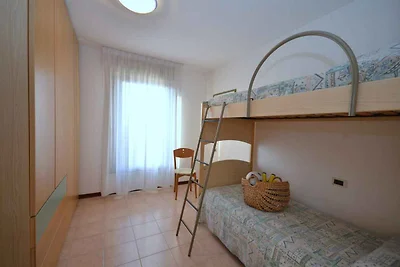 Ferienwohnung mit Klimaanlage, Balkon und