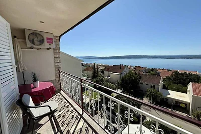 Studio modern mit Balkon