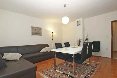 Ferienwohnung mit Terrasse und Klimaanlage