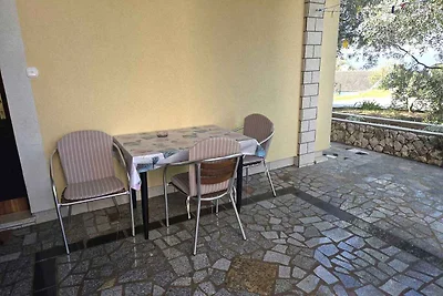 Ferienwohnung mit Terrasse und Grill