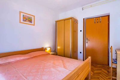 Ferienwohnung mit SAT-TV und grosser Terrasse