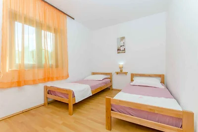 Appartamento Vacanza con famiglia Supetarska Draga