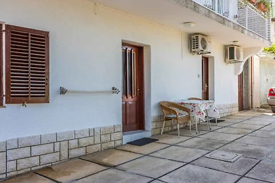 Studio mit Terrasse und Klimaanlage