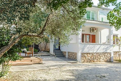 Ferienwohnung mit Klimaanlage und Terrasse