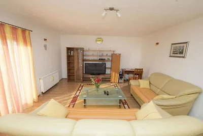 Charmantes Apartment mit zwei Schlafzimmern, 