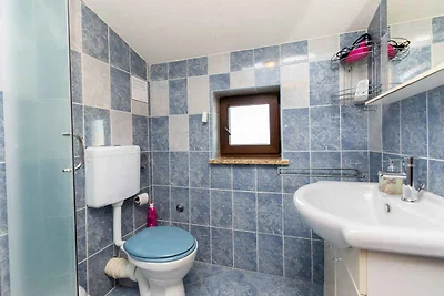 Ferienhaus mit Pool und Klimaanlage