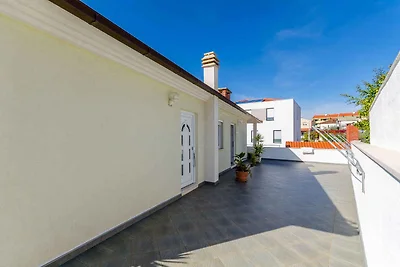 Gemütliche Unterkunft Palm Tree in Okrug