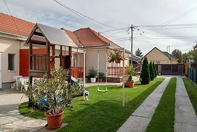 Ferienwohnung mit Grillmöglichkeit und Garten