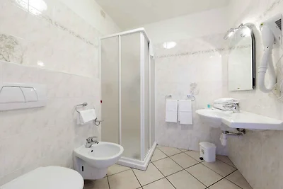 Ferienwohnung mit Klimaanlage und Balkon