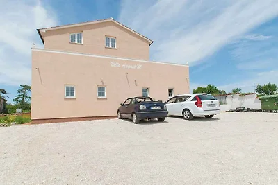 Geräumige Villa in Žminj – Ihr Rückzugsort fü