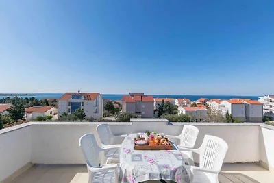 Ferienwohnung mit Pool, Grill und Balkon