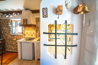 Villa mit Pool und Klimaanlage