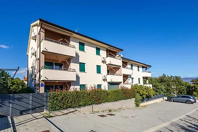 Ferienwohnung mit Balkon und Grill