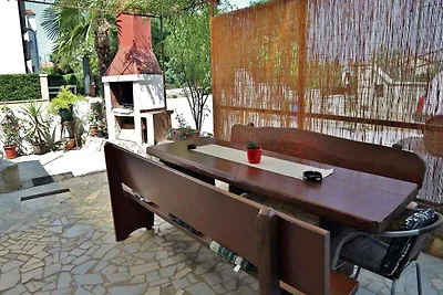 Ferienwohnung mit Grill und Terrasse in der n