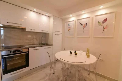 Ferienwohnung Sofia City center apartment