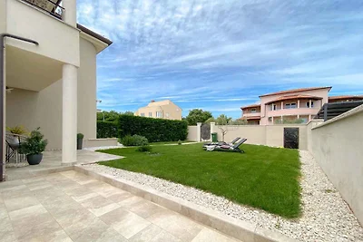 Ferienhaus mit Pool