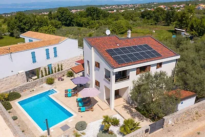 Villa Luxusvilla mit Pool