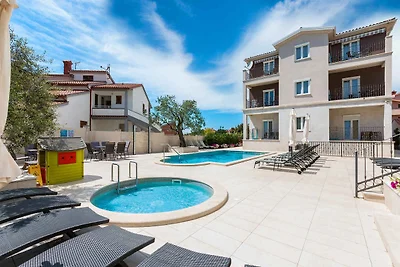 Ferienwohnung mit Klimaanlage und Aussenpool