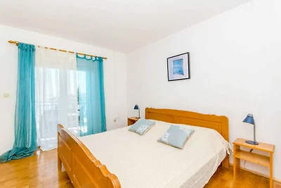 Holiday flat family holiday Okrug Gornji
