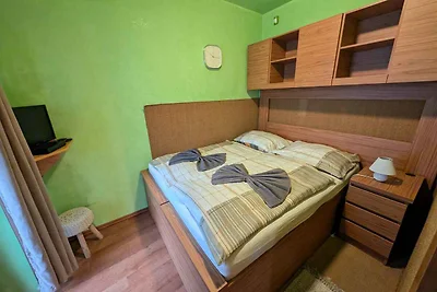 Ferienwohnung mit Wellness und Panorama auf d