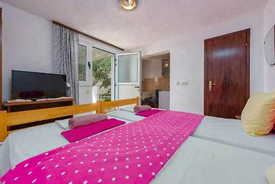 Wohnung mit Balkon, Meerblick und Gemeinschaf