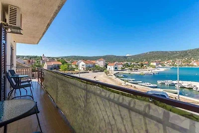 Ferienwohnung mit Klimaanlage direkt am Meer 
