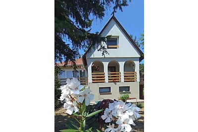Ferienhaus mit Panorama und Internet