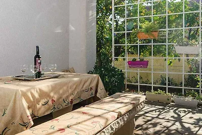 Gemütliches Ferienhaus Marko in Orebić mit Ga