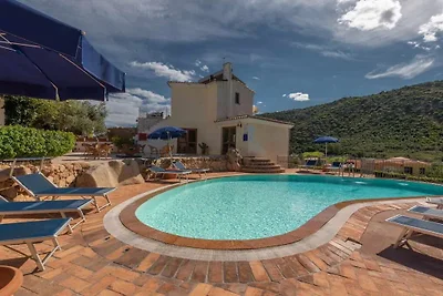 Ferienwohnung mit Aussenpool und WLAN