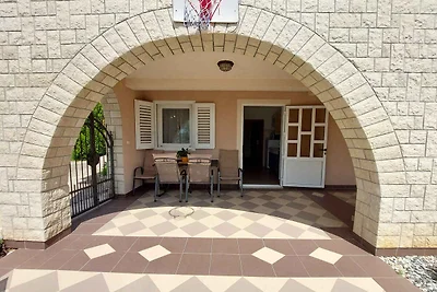 Ferienwohnung mit Terrasse und Meerblick