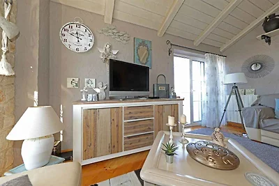 Komfortables Ferienhaus Vanja mit Meerblick u