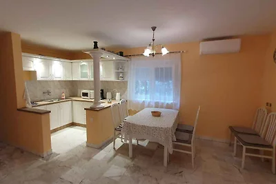 Ferienwohnung in Strandnähe mit Grill, Terras