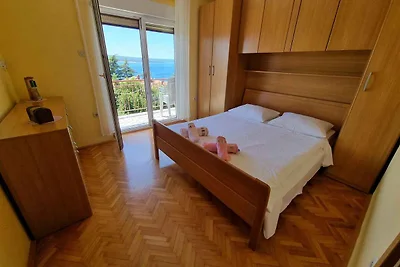 Ferienwohnung mit Balkon und Meerblick