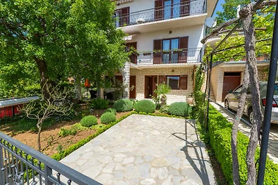 Ferienwohnung mit Balkon, Grill und