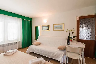 Studio mit Terrasse und Meerblick