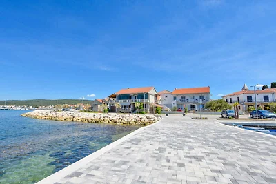Ferienwohnung mit Klimaanlage und Meerblick
