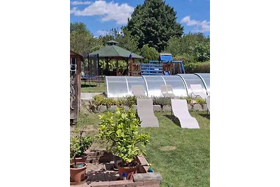 Ferienhaus mit Pool, Klima und moderner