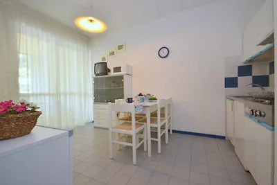 Ferienwohnung mit Klimaanlage und Balkon