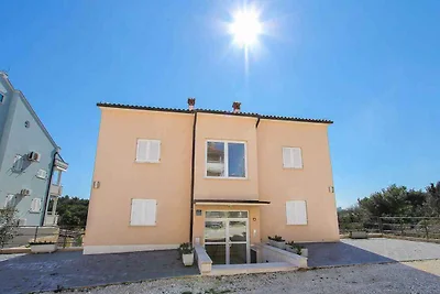 Ferienwohnung mit Balkon und Klimaanlage