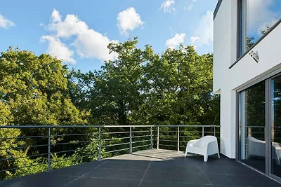 Villa mit Pool und Meerblick