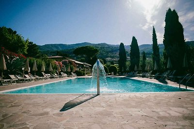 Studio mit Panoramaaussicht und Pool