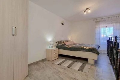 Studio mit Klimaanlage, SAT-TV, WLAN und Terr