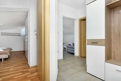 Ferienwohnung am Meer mit Balkon