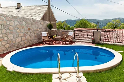 Ferienhaus mit Klimaanlage und Aussenpool