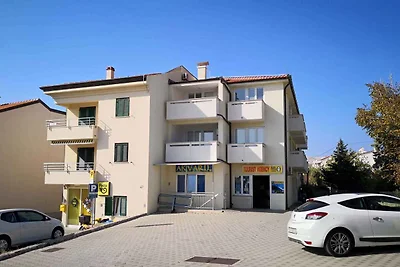 Ferienwohnung mit Klimaanlage und Balkon