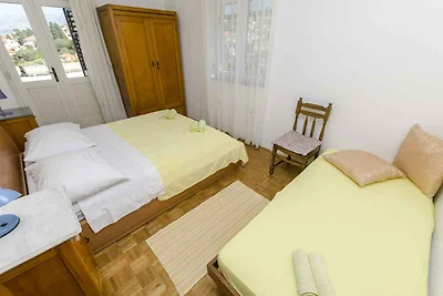 Ferienhaus mit Terrasse und Grill