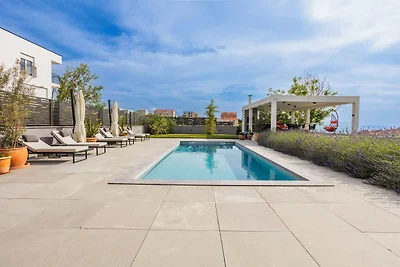 Casa de vacaciones Vacaciones de reposo Podstrana