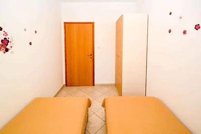 Ferienwohnung mit Terrasse und Klimaanlage