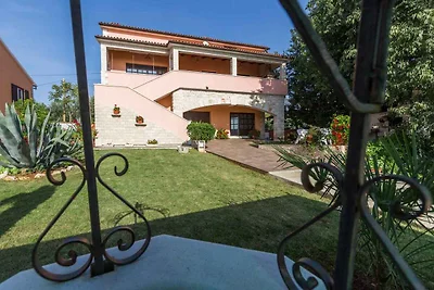 Ferienwohnung mit Klimaanlage und Grill